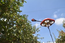 Kubota bliżej latających robotów do zbioru owoców
